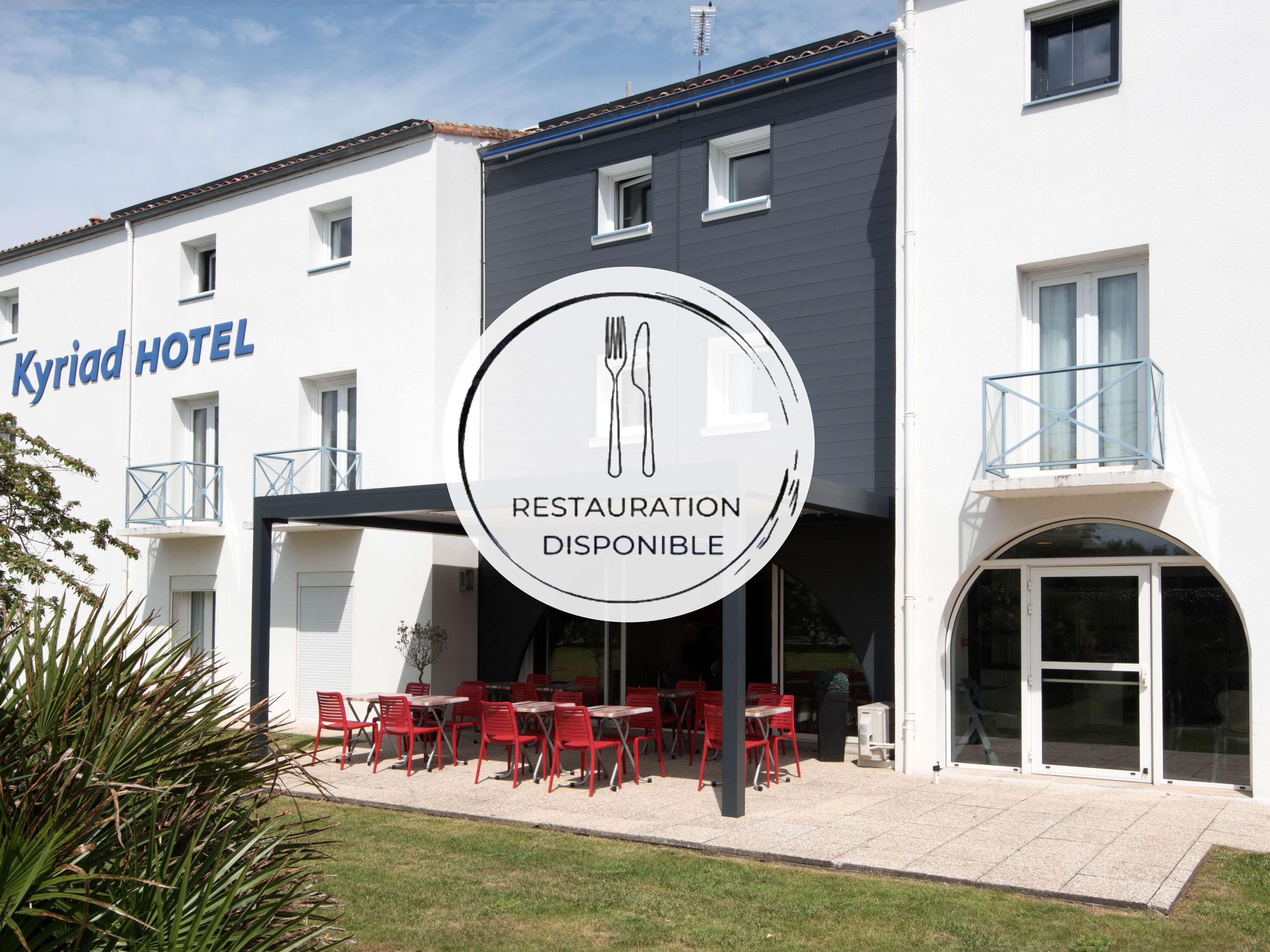 Hotel Kyriad La Rochelle Centre Ville Bagian luar foto