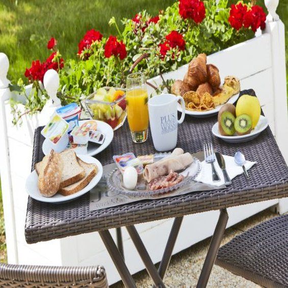 Hotel Kyriad La Rochelle Centre Ville Bagian luar foto
